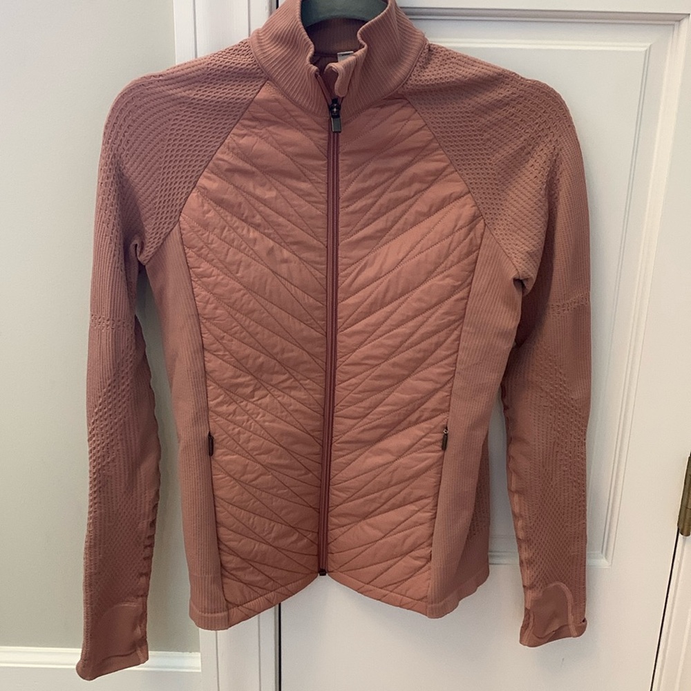 Athleta Flurry Force Insulated “Primaloft” Jacket.  Mauve in size small